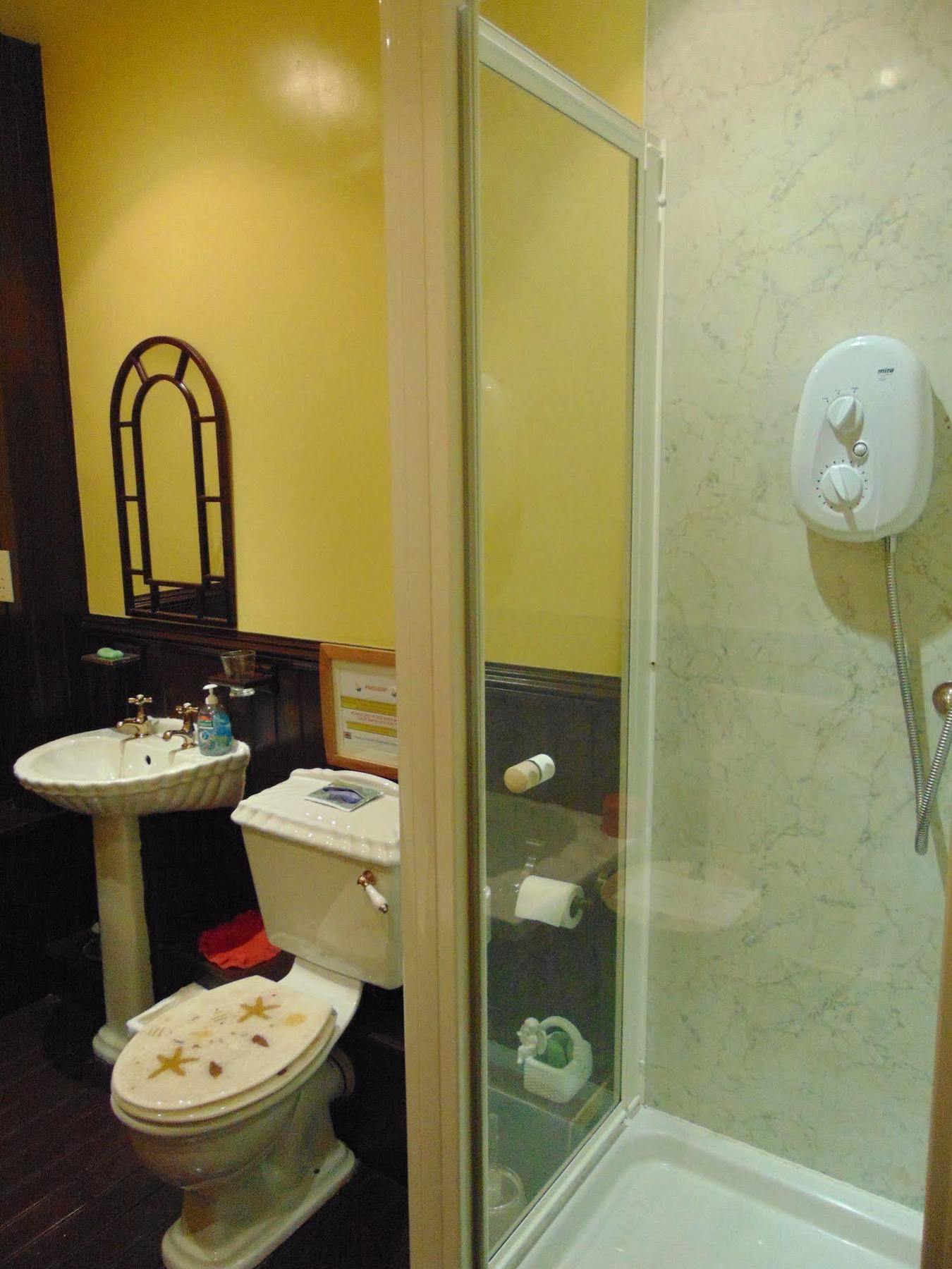 แบดเจา เบด แอนด์ เบรคฟาสต์ Bed & Breakfast เอดินบะระ ภายนอก รูปภาพ