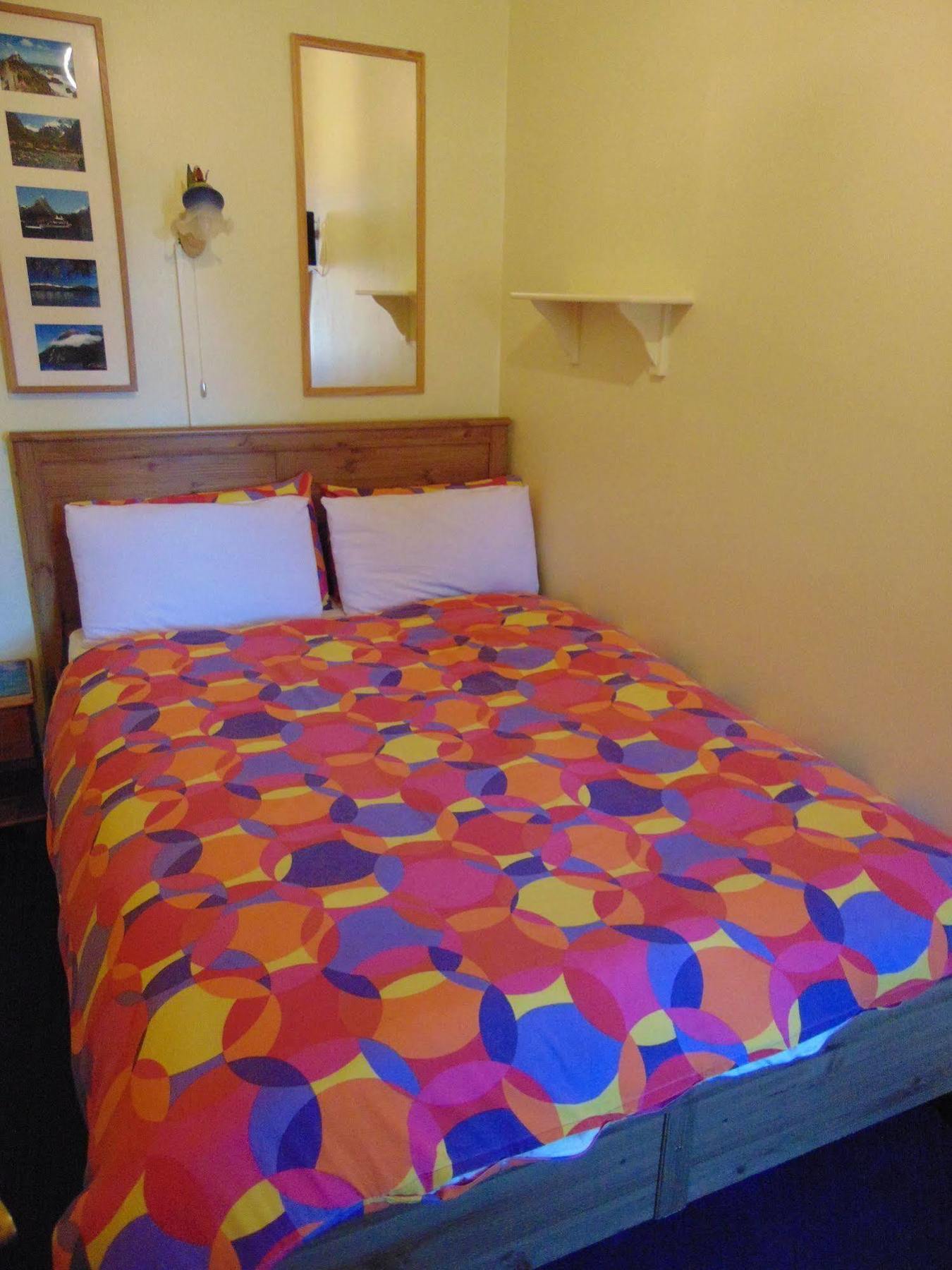 แบดเจา เบด แอนด์ เบรคฟาสต์ Bed & Breakfast เอดินบะระ ภายนอก รูปภาพ